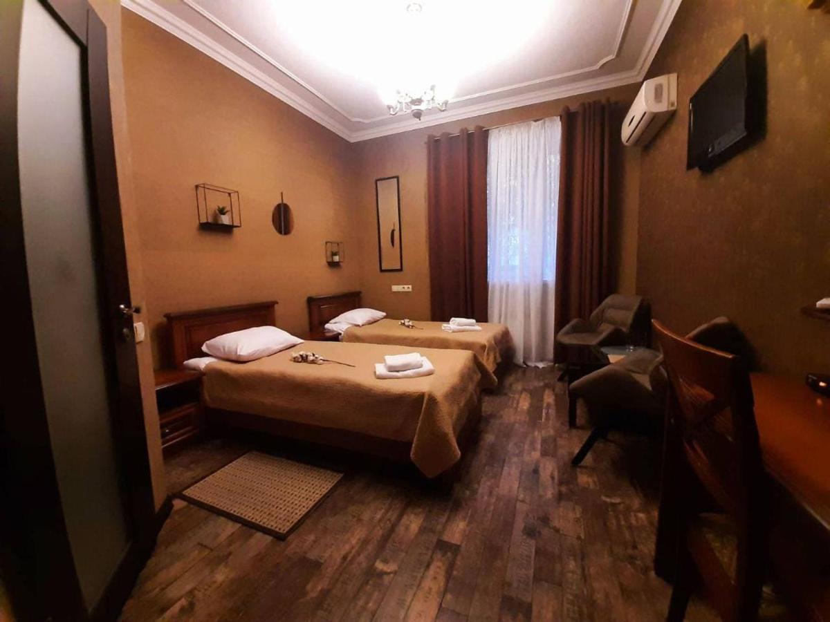 Гостиница Богданов Яр Киев Экстерьер фото